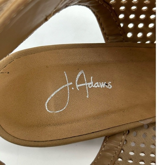 J. Adams Women Maddie Booties Peep Toe Low Block Heel Hook & Loop Strap Size 6.5 - Picture 10 of 10